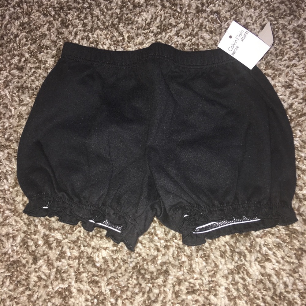 Calvin Klein 2pc Set - Picture 3 of 3